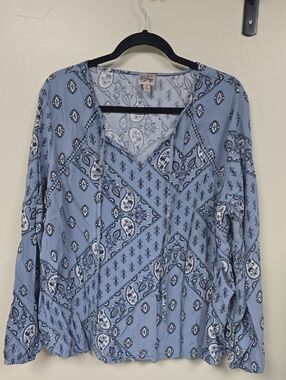 Como Vintage Light Blue Paisley Tie-Neck Long Sleeve Tunic